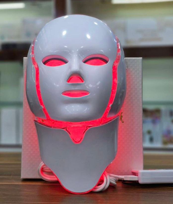 ماسک ال ای دی نقابی صورت و گردن LED و نور درمانی