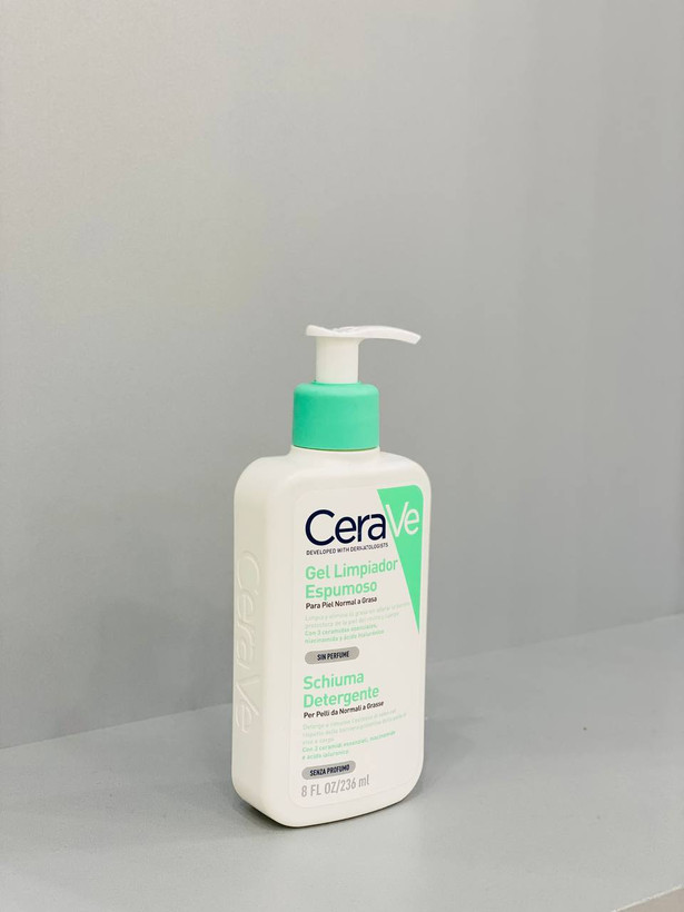 ✅ ژل شستشوی پوست نرمال تا چرب سراوی 236 میل